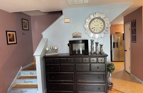 North Philadelphia West House | Colorful spacious 3 bedroom house near center