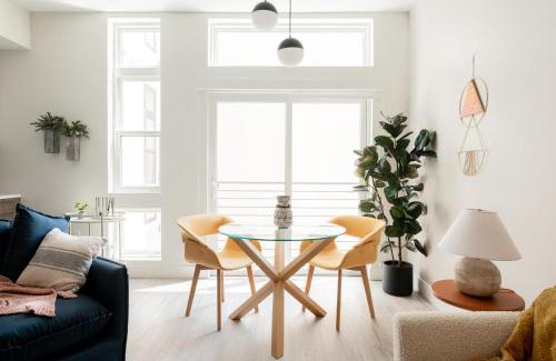 Highland House | Colorful Western Vibe - Pet-Friendly - Zuni Lofts