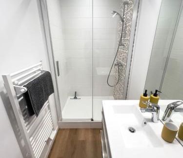 Poitiers Apartment | Colours Home Plein coeur de Poitiers