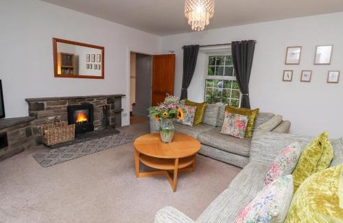 Hawick House | Colterscleuch Cottage