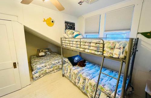 The Pines House | Columbia avenue 124