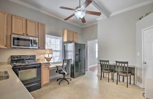 Columbia House | Columbia Home w/Spacious Yard < 2 Mi to Dtwn