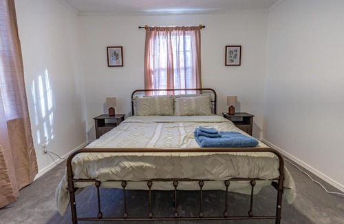 Columbus House | Columbus air pad