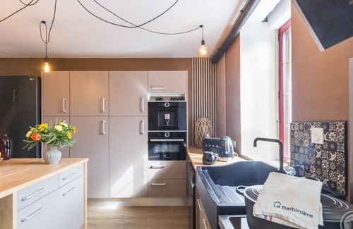 Saint-Laurent-de-Terregatte Cottage | Comfortable cottage with parking and pets allowed