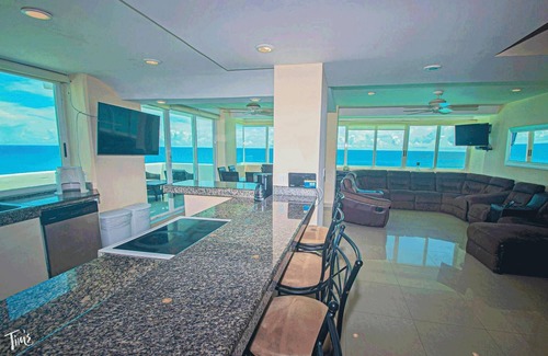 Zona Hotelera Condo | Combo #323-Tim’s Ocean Condos – Beachfront with Big Terraces Incredible Views!