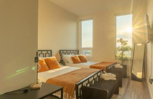 East Orange Apartment | Combo Apt, Near Airport & Train 8min, FREE Parking!
