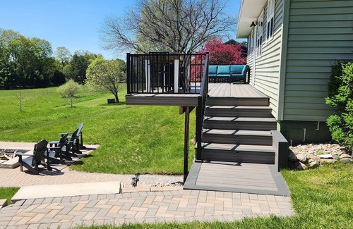 Bellaire House | Come and enjoy beautiful Torch Lake!