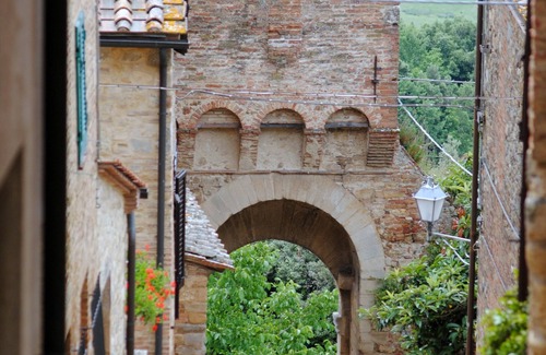 Radicondoli House | Come and enjoy the authentic Tuscan country life in stunning settings