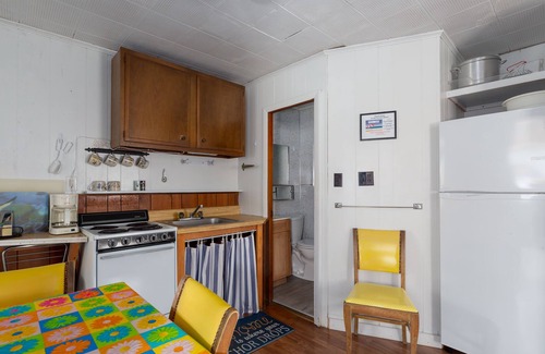 Ocean Park Condo | Come enjoy 7 miles of beaches in Sunny OOB in this 2 bedroom condo.