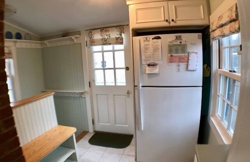 Wellfleet House | Come Enjoy this Lovely In-Town Home! (1355)