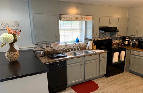 Austell House | Come & Enjoy Yourself !