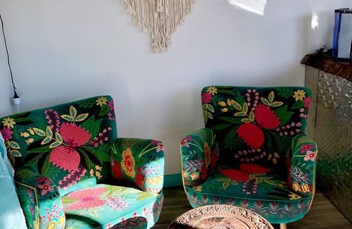 Aldinga Bed & Breakfast | Come linger in Aldinga at LAYZEE DAYZ RETREAT