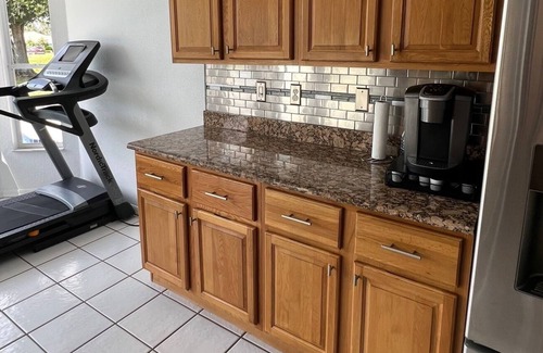 Broadmoor House | Come see what SW Florida has to offer for a winter getaway! Beaches, Golf & more