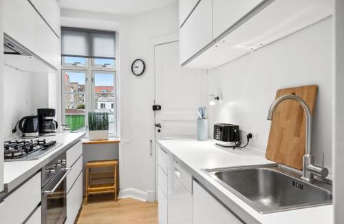 Aalborg Apartment | Come Stay - 2BR Det perfekte hjem for 5