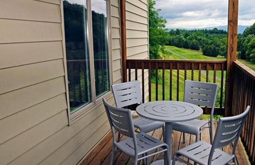 McGaheysville Condo | Come stay at Massanutten Resort's Woodstone for a relaxing vacay!