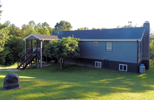 Rutherfordton House | Come Stay at Mountain Mc's Cabin.
