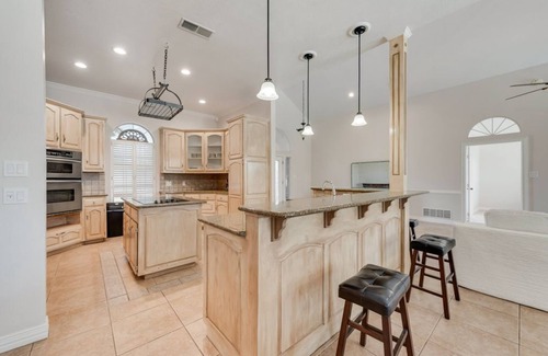 Fort Worth House | Come Take a Splash at Updated Beautiful Home!