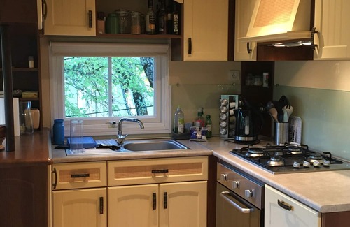 Saint-Privat-de-Champclos Cottage | Comfort cottage in a 5* Nature & Calme estate A08