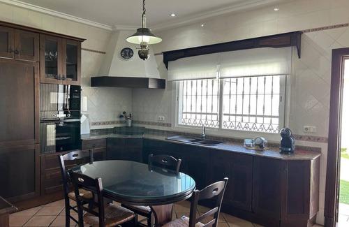 Chiclana de la Frontera Villa | Comfortable villa with private pool in Chiclana de la Frontera, Andalusia, Spain for 10 persons