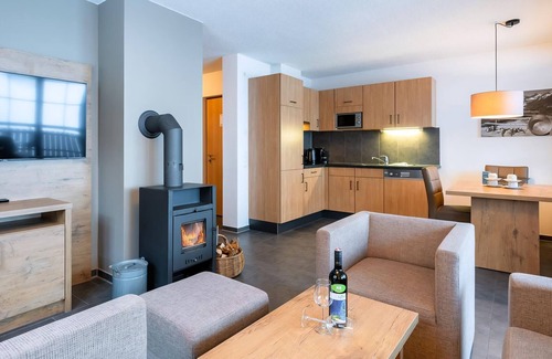 Buerserberg Apartment | Comfort 4-person apartment in the holiday park Landal Brandnertal