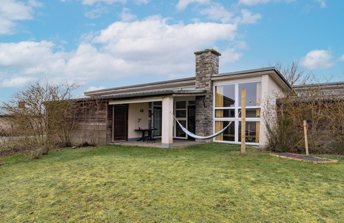 Froidchapelle House | Comfort 6-person bungalow Bike & Hike in the holiday park Landal Village l'Eau d'Heure