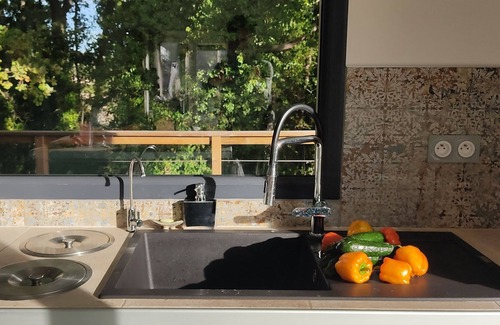 Pierrevert Villa | Comfort and Light, between Luberon and Verdon