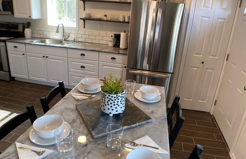 Williams Cottage | Comfort by the Canyon