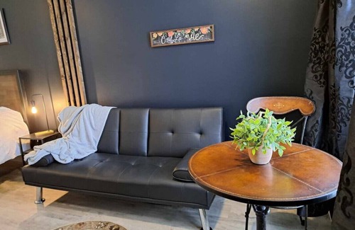 Ste Anne de Beaupre Apartment | Comfort apartment 14