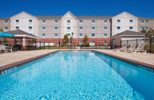 Okatie House | Comfort & Convenience! 4 Relaxing Rooms w/ Kitchen, Close to Berkley Place Park