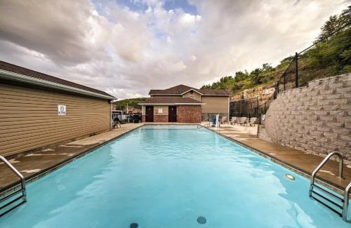 Branson House | Comfort Cottage - No Stairs