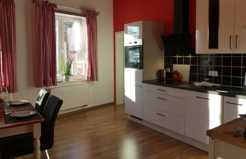 Kempten Apartment | Comfort holiday apartment NEW at the pedestrian zone Kemptens / no mechanic apartment