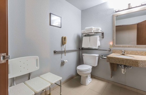 Alton Hotel | Comfort Inn Alton near I-255