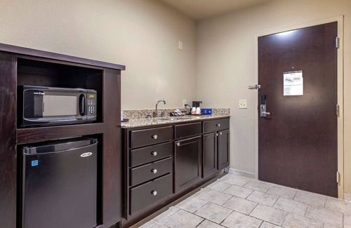Bentonville Hotel | Comfort Inn Bentonville - Crystal Bridges