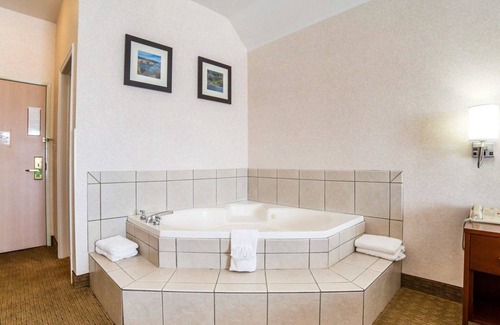 Elko Hotel | Comfort Inn Elko