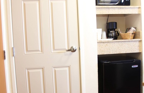 Sunset Junction Hotel | Comfort Inn Los Angeles near Hollywood