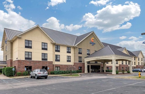 Shively Hotel | Comfort Inn Louisville Southwest