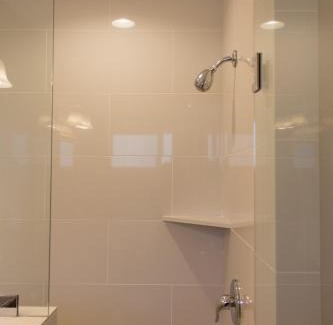 Roseville - Fleet Ridge Hotel | Comfort Inn San Diego Airport At The Harbor