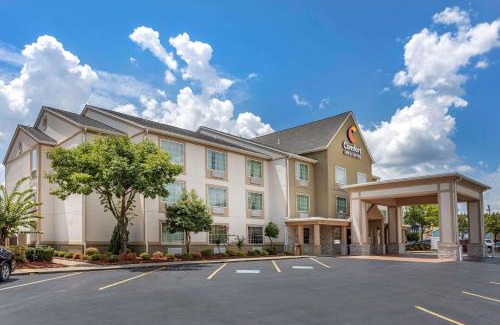 North Little Rock Hotel | Comfort Inn & Suites North Little Rock JFK Blvd