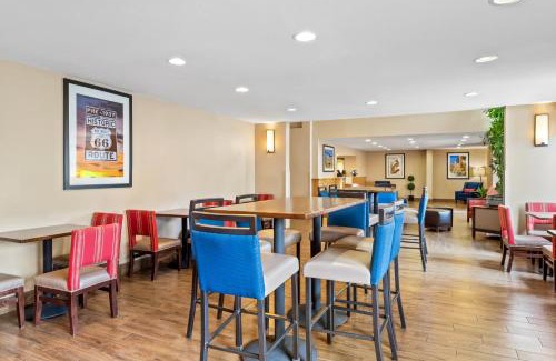 Albuquerque Hotel | Comfort Inn & Suites Albuquerque Downtown
