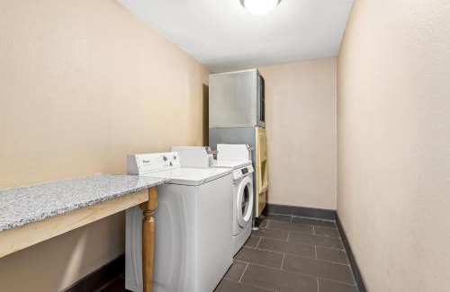 Albuquerque Hotel | Comfort Inn & Suites Albuquerque Downtown