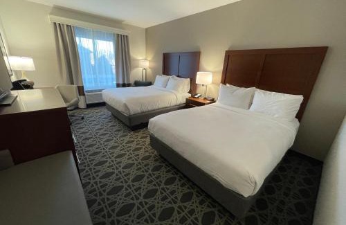 Brevard Hotel | Comfort Inn & Suites Brevard North