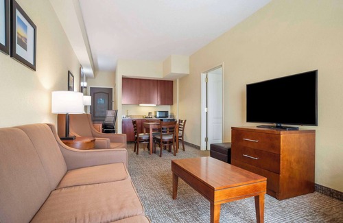 Malbis Hotel | Comfort Inn & Suites Daphne Spanish Fort - Mobile East