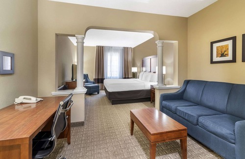 Dover Hotel | Comfort Inn & Suites Dover-Portsmouth