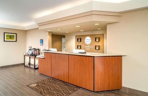 Grundy Hotel | Comfort Inn & Suites Grundy