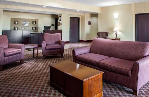Harrisonville Hotel | Comfort Inn & Suites Harrisonville