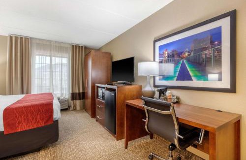 Graysville Hotel | Comfort Inn & Suites Hamilton Place