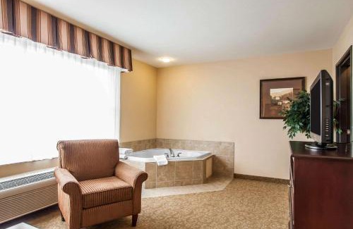 McMinnville Hotel | Comfort Inn & Suites McMinnville Wine Country