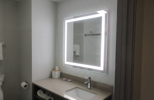 Springfield Hotel | Comfort Inn & Suites Springfield