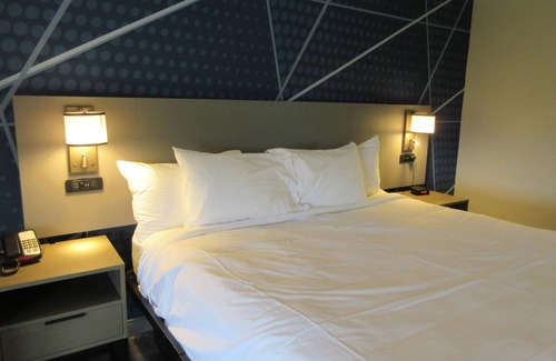 Springfield Hotel | Comfort Inn & Suites Springfield