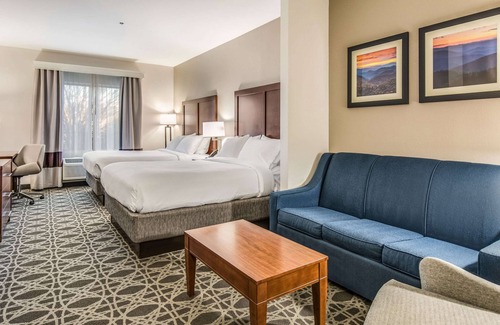 Brevard Hotel | Comfort Inn & Suites